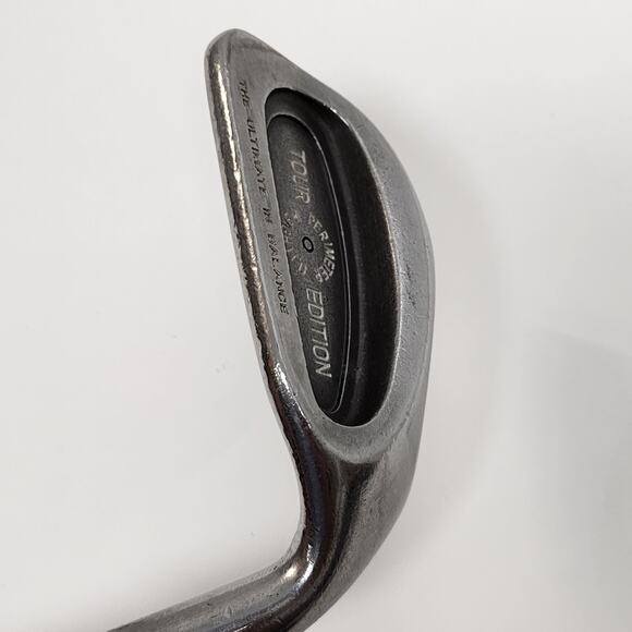 Tour Edition Perimeter Weighted Ultimate in Balance 60º Sand Wedge RH 35.5" - Picture 5 of 8